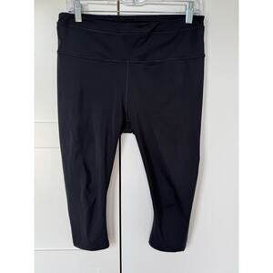 Athleta Accelerate Crop Leggings Womens Size M‎ Black Athletic 16" Inseam READ